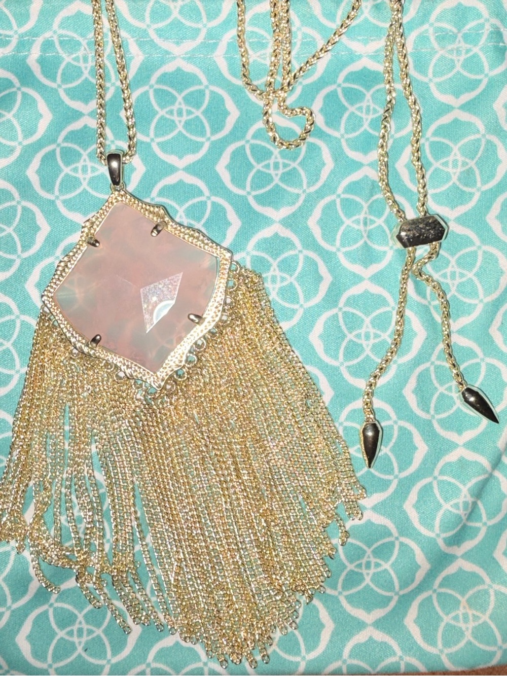 🌸Kendra Scott Kingston Silver Fringe Necklace w/ Pink Stone